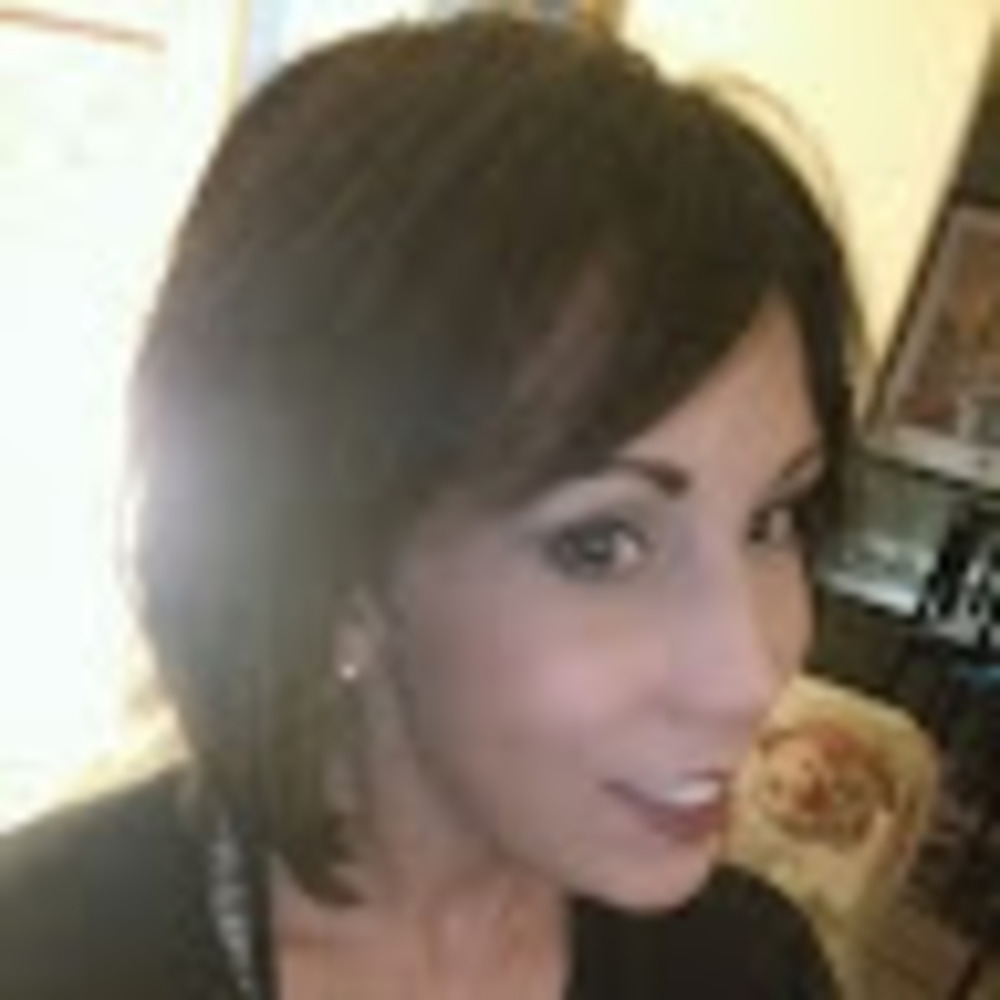 Meet your Posher, Dana lyn